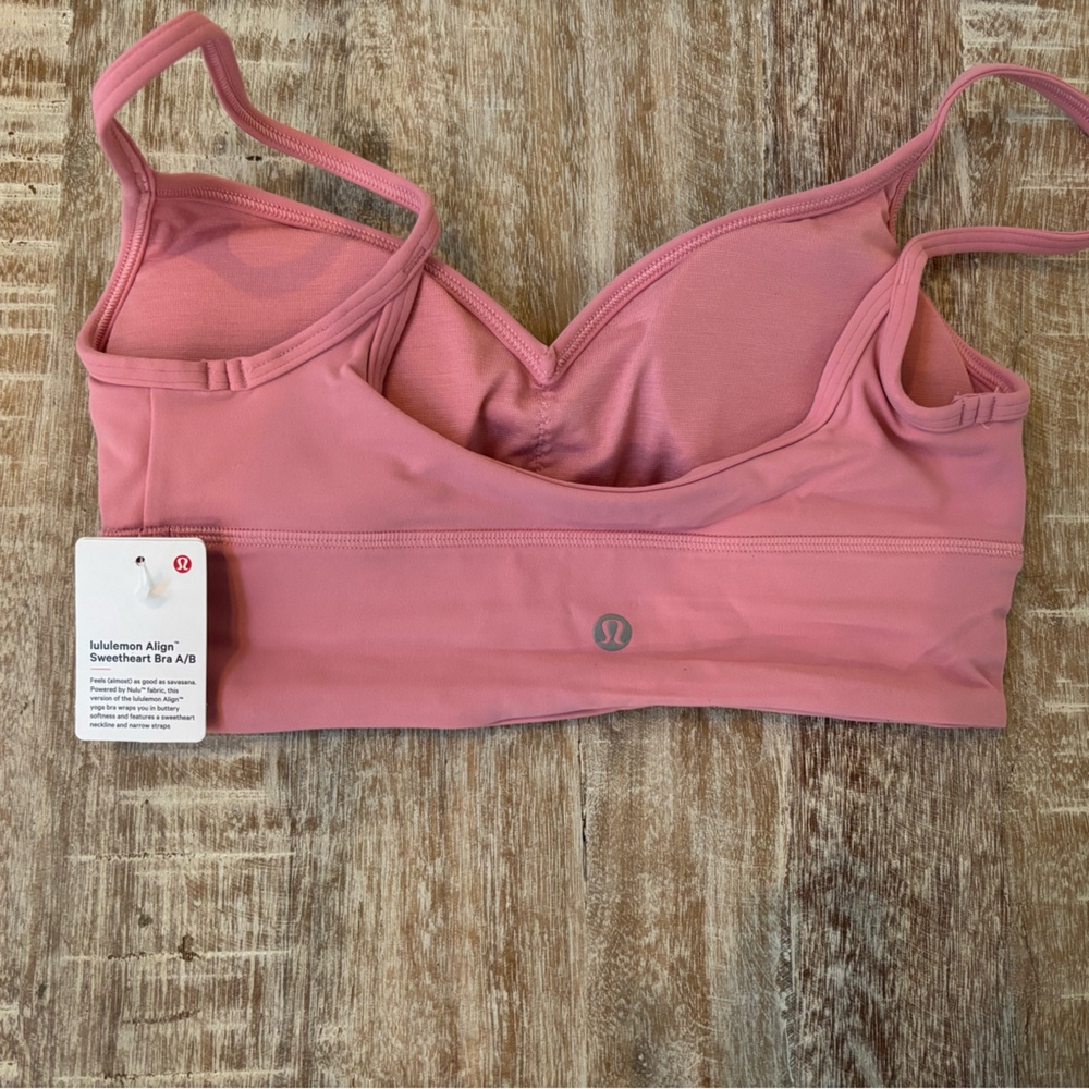 New with tags Lululemon sports bra